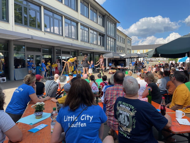 Abschlussfest bei Little City