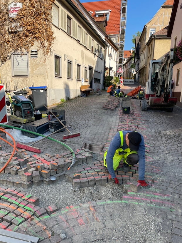 Die Arbeiten für das schnelle Internet haben im Städtle begonnen