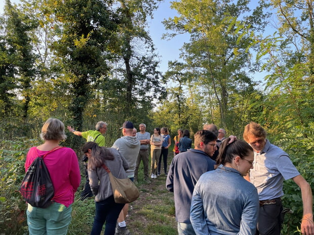 Informativer Waldspaziergang mit Dr. Armin Jacob und Manuela König 