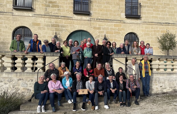 Die Reisegruppe im Chateau d'Aiguilhe des Comte von Neipperg