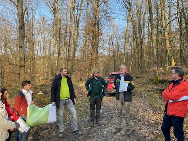 Weiter ging es in den Stadtwald Etzlenswenden 