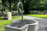 neue Schöpfbrunnen auf dem Parkfriedhof