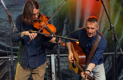 Folknacht am Klosterhof: "Broom Bezzums" - Andrew Cadie & Mark Bloomer