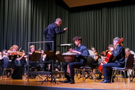 Junges Kammerorchester Tauber-Franken mit Solist Kristian Koppanyi an der Percussion unter der Leitung von Thomas Conrad.