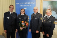 v.l.n.r.: Polizeivizepräsident Markus Geistler, Polizeioberrätin Lisa-Maria Klesse, Erster Polizeihauptkommissar Joachim Geier, Polizeidirektorin Eva Weispfenning