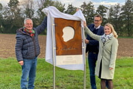 Uli Peter, Vorsitzender Zabergäu Verein, Bürgermeister Thomas Csaszar und Bürgermeisterin Sarina Pfründer