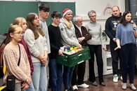 Die Mitarbeiter der Lauffener Tafel freuen sich über die gelungene Spende