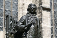 Standbild von Johann Sebastian Bach in Leipzig.