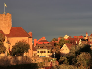 13.10.2024 - Frank-M. Zahn - Städtle im Abendlicht der untergehenden Sonne